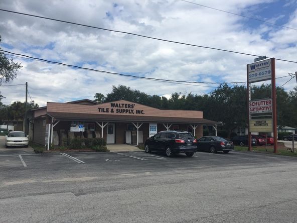 Storefront Retail Space For Lease: 334 Parkridge Ave, Orange Park, FL 32065